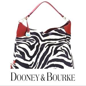 ❌SOLD❌ Dooney and Bourke NWOT Shoulder Bag